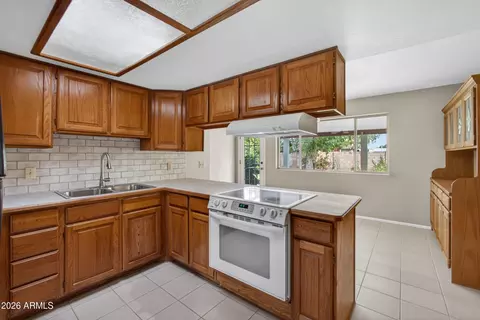 Kitchen - 1650 E Grandview St, Mesa, AZ 85203 photo 2 of 3