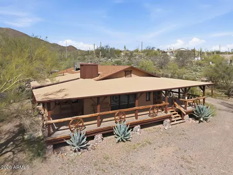 44040 N 7th Ave, New River, AZ 85087
