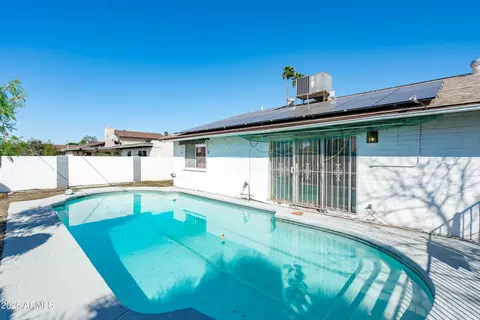 Exterior - 2143 W Eugie Ave, Phoenix, AZ 85029 photo 3 of 9
