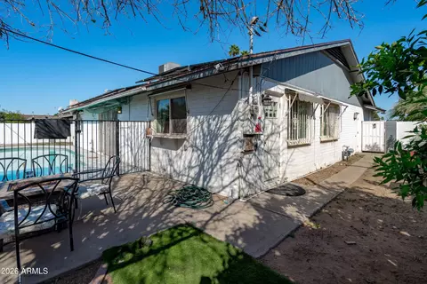 Exterior - 2143 W Eugie Ave, Phoenix, AZ 85029 photo 8 of 9