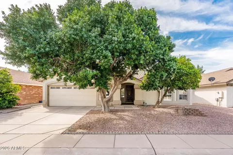 Exterior - 1033 E Hearne Way, Gilbert, AZ 85234 photo 6 of 7