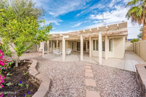 Exterior - 1033 E Hearne Way, Gilbert, AZ 85234 photo 1 of 7