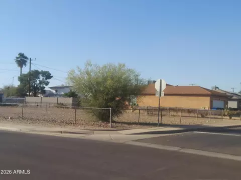 15802 N Factory St #16, Surprise, AZ 85378