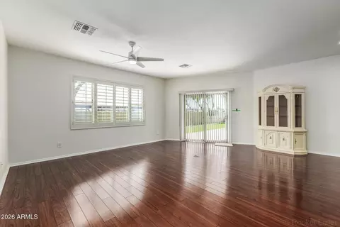 Living - 10960 E Monte Ave #198, Mesa, AZ 85209 photo 3 of 4