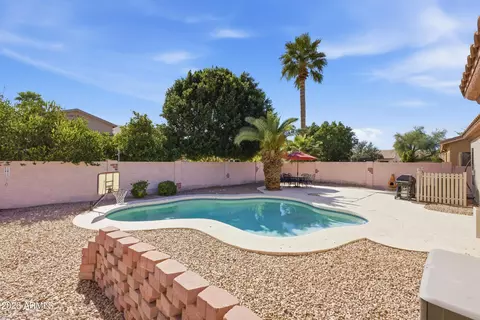 Exterior - 1645 E Orangewood St, Gilbert, AZ 85296 photo 1 of 2