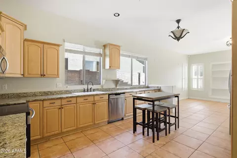 Kitchen - 1645 E Orangewood St, Gilbert, AZ 85296 photo 6 of 6