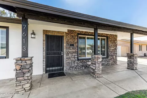 Exterior - 7613 W Devonshire Ave, Phoenix, AZ 85033 photo 4 of 10