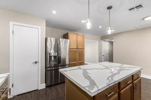 Kitchen - 7613 W Devonshire Ave, Phoenix, AZ 85033 photo 5 of 5