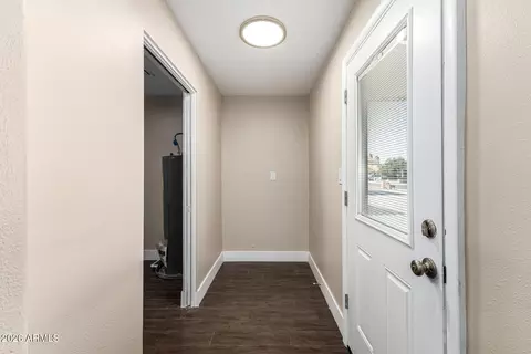 Entry Way - 7613 W Devonshire Ave, Phoenix, AZ 85033 photo 1 of 1
