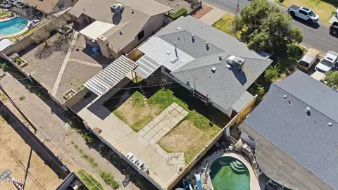 View/Area - 3322 W Pierson St, Phoenix, AZ 85017 photo 5 of 9