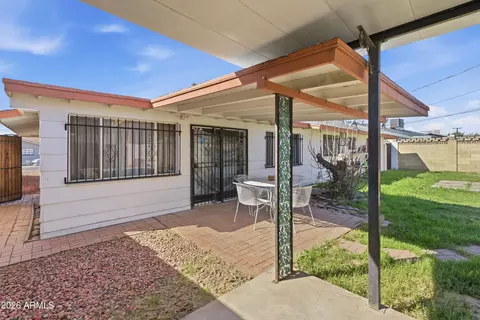 Exterior - 3322 W Pierson St, Phoenix, AZ 85017 photo 8 of 9