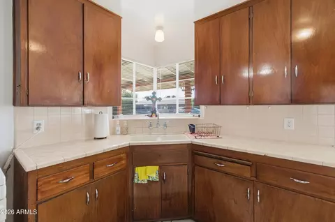 Kitchen - 3322 W Pierson St, Phoenix, AZ 85017 photo 3 of 3