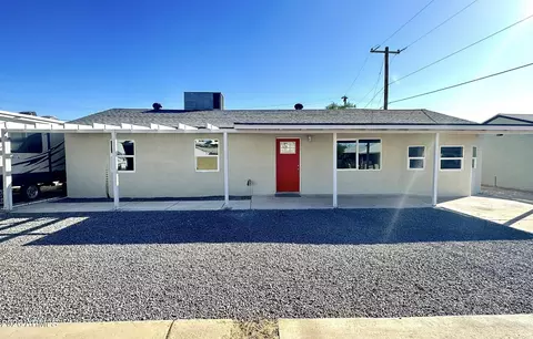 211 W Madden Dr, Avondale, AZ 85323