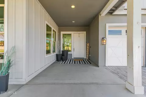 Exterior - 2981 E Silo Dr, Gilbert, AZ 85296 photo 4 of 12