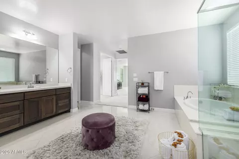 Bath - 2981 E Silo Dr, Gilbert, AZ 85296 photo 3 of 6