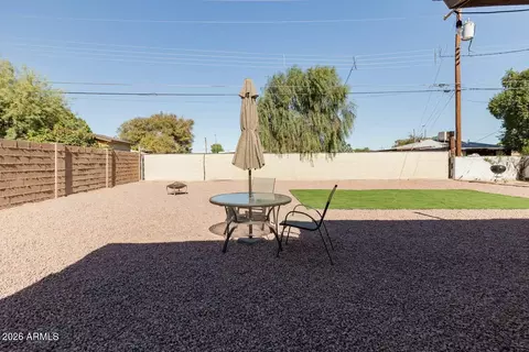 Exterior - 6320 W Mitchell Dr, Phoenix, AZ 85033 photo 3 of 3