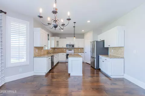 Kitchen - 3326 E Mead Dr, Gilbert, AZ 85298 photo 3 of 6