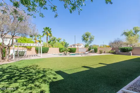 Exterior - 3326 E Mead Dr, Gilbert, AZ 85298 photo 7 of 25