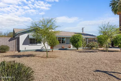 808 E Cinnabar Ave, Phoenix, AZ 85020
