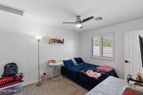 Bedroom - 808 E Cinnabar Ave, Phoenix, AZ 85020 photo 3 of 7