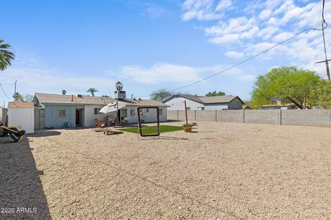 Exterior - 808 E Cinnabar Ave, Phoenix, AZ 85020 photo 12 of 15