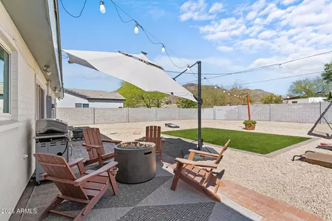 Exterior - 808 E Cinnabar Ave, Phoenix, AZ 85020 photo 8 of 15
