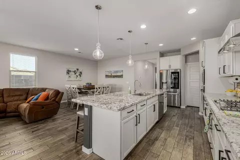 Kitchen - 2322 E Harwell Rd, Phoenix, AZ 85042 photo 1 of 3