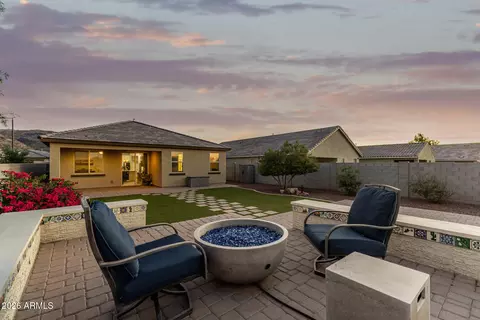 Exterior - 2322 E Harwell Rd, Phoenix, AZ 85042 photo 5 of 16