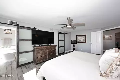 Bedroom - 4641 E Mountain View Rd, Phoenix, AZ 85028 photo 1 of 4