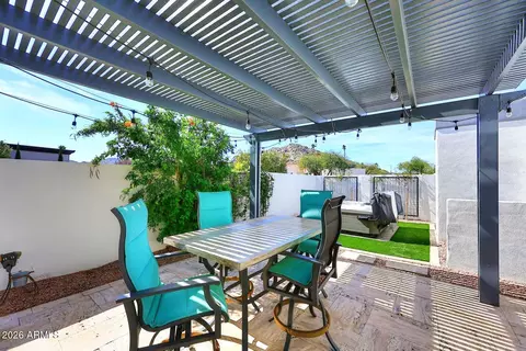 Exterior - 4641 E Mountain View Rd, Phoenix, AZ 85028 photo 3 of 9
