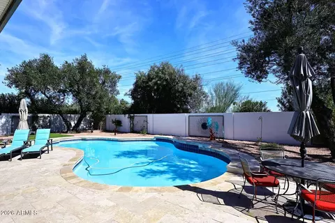 Exterior - 4641 E Mountain View Rd, Phoenix, AZ 85028 photo 7 of 9
