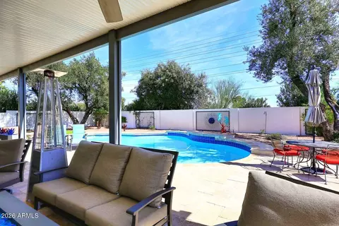 Exterior - 4641 E Mountain View Rd, Phoenix, AZ 85028 photo 5 of 9
