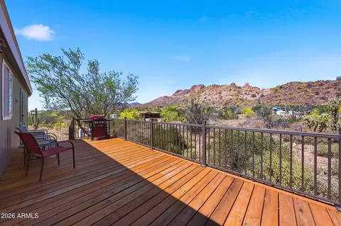 636 W Saddle Butte St, Apache Junction, AZ 85120 photo 2