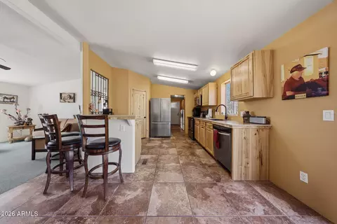 636 W Saddle Butte St, Apache Junction, AZ 85120 photo 11