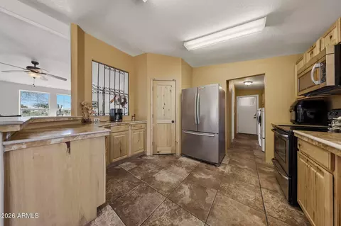 636 W Saddle Butte St, Apache Junction, AZ 85120 photo 13