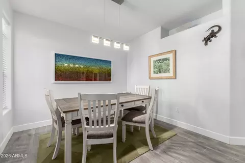 Dining - 1747 E Northern Ave #181, Phoenix, AZ 85020 photo 1 of 2