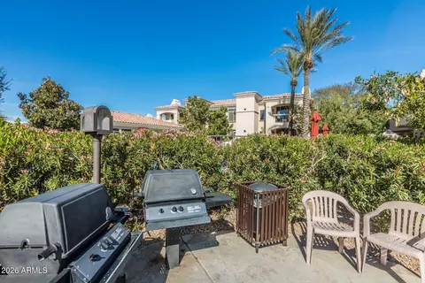 Exterior - 1747 E Northern Ave #181, Phoenix, AZ 85020 photo 5 of 13