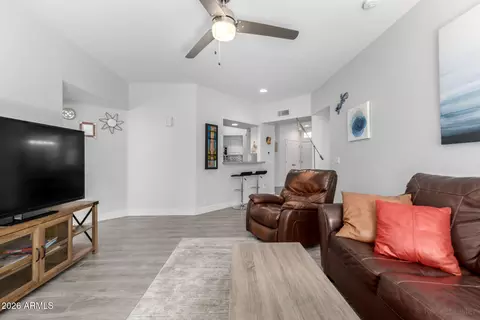 Living - 1747 E Northern Ave #181, Phoenix, AZ 85020 photo 4 of 4