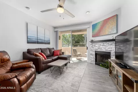Living - 1747 E Northern Ave #181, Phoenix, AZ 85020 photo 2 of 4