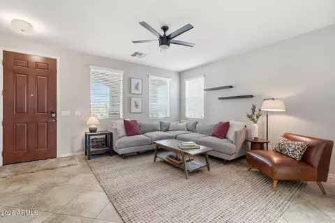 2089 S Olympic Dr, Gilbert, AZ 85295 photo 6