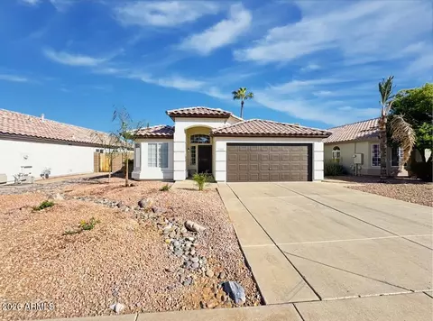 Exterior - 2516 E Camellia Dr, Gilbert, AZ 85296 photo 2 of 4