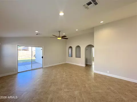 Living - 2516 E Camellia Dr, Gilbert, AZ 85296 photo 2 of 2