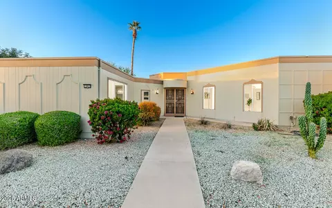 13857 N 108th Dr, Sun City, AZ 85351