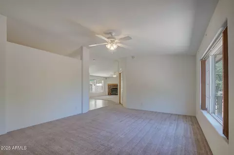 Living - 405 E Cherry St, Payson, AZ 85541 photo 5 of 10