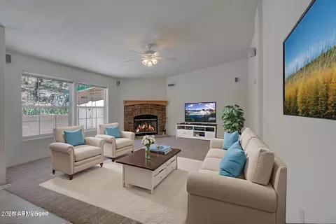 Living - 405 E Cherry St, Payson, AZ 85541 photo 8 of 10