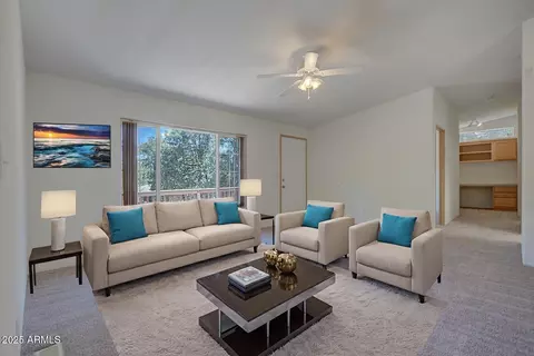 Living - 405 E Cherry St, Payson, AZ 85541 photo 2 of 10