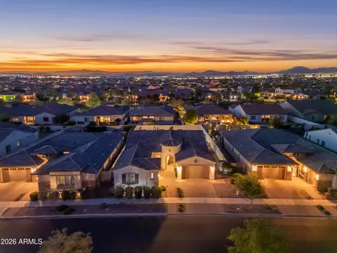 View/Area - 10326 E Bergeron Ave, Mesa, AZ 85212 photo 1 of 21