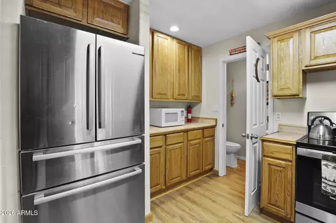 Kitchen - 2908 Apache Dr, Happy Jack, AZ 86024 photo 2 of 2