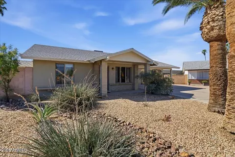 4038 S Birchett Dr, Tempe, AZ 85282