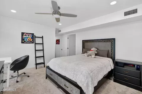 Bedroom - 3500 E Lincoln Dr #22, Phoenix, AZ 85018 photo 5 of 6